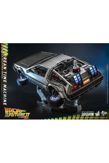 Figura DeLorean Regreso al Futuro II HotToys