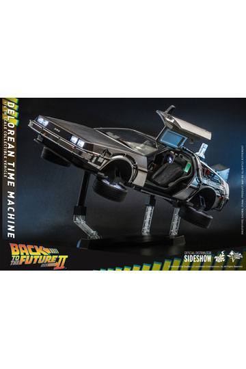 Figura DeLorean Regreso al Futuro II HotToys