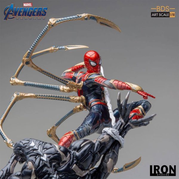 Figura Iron Spider vs Outrider Endgame Iron Studios 1/10